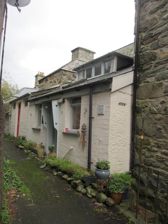 Bwthyn Bach Fishermans Cottage บาร์มัธ ภายนอก รูปภาพ